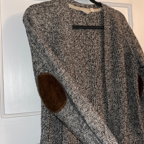 Cardigan - Picture 2 of 2